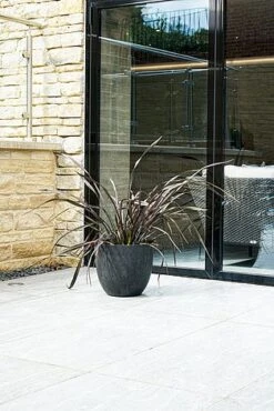 Pot Bola Black H33Cm D38Cm 5 Pot Bola Black H33Cm D38Cm -PlantHub Shop 150837 1 copy