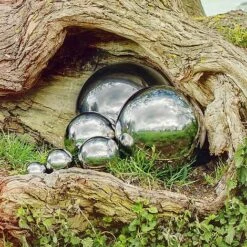 4 Mirror Spheres 5.5, 9, 15, 20cm Stainless Steel Garden Globe Ornaments -PlantHub Shop 5591520 2