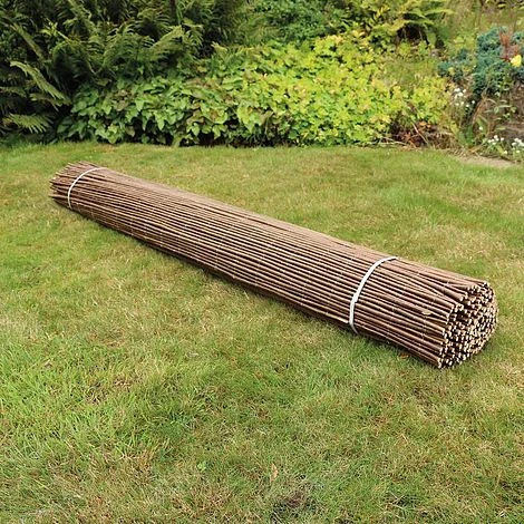 Willow Fence Screening Rolls - 100 X 400cm (1m X 4m) 6 Willow Fence Screening Rolls - 100 X 400cm (1m X 4m) - Image 4