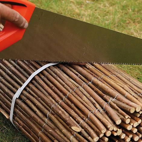 Willow Fence Screening Rolls - 100 X 400cm (1m X 4m) 7 Willow Fence Screening Rolls - 100 X 400cm (1m X 4m) - Image 5