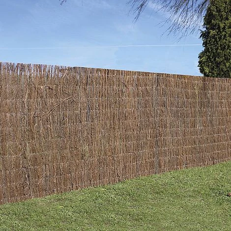 Brushwood Thatch Screen Roll - 1.8X4M(2CM DIAMETER) 5 Brushwood Thatch Screen Roll - 1.8X4M(2CM DIAMETER) - Image 3