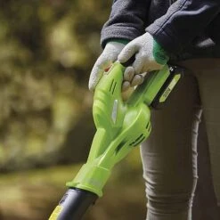 Garden Gear 20V Cordless Lithium-ion Leaf Blower -PlantHub Shop G116620420red20button 20V20label202000x2000