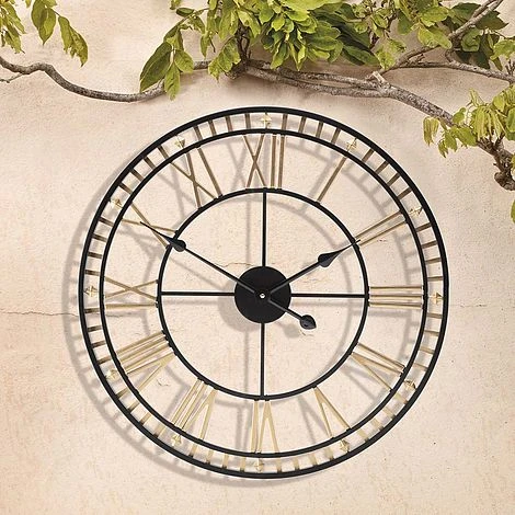 Roman Numeral Garden Wall Clock 7 Roman Numeral Garden Wall Clock - Image 5