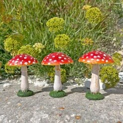 Set Of 3 Red Cap Garden Mushroom Ornaments -PlantHub Shop NJ1034 9