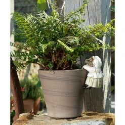 Full Colour Beatrix Potter Mrs. Tiggy-Winkle Pot Buddy - Pot Hanger -PlantHub Shop PBBP0004C 4 new