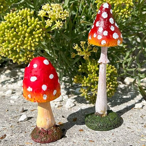 Set 3 Garden Mushroom Ornaments 8 Set 3 Garden Mushroom Ornaments - Image 6