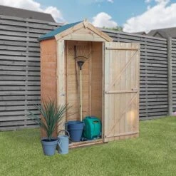 Shiplap Sentry Box -PlantHub Shop SI 001 002 0021 DO Angle