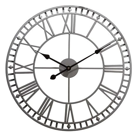Roman Numeral Garden Wall Clock 5 Roman Numeral Garden Wall Clock - Image 3